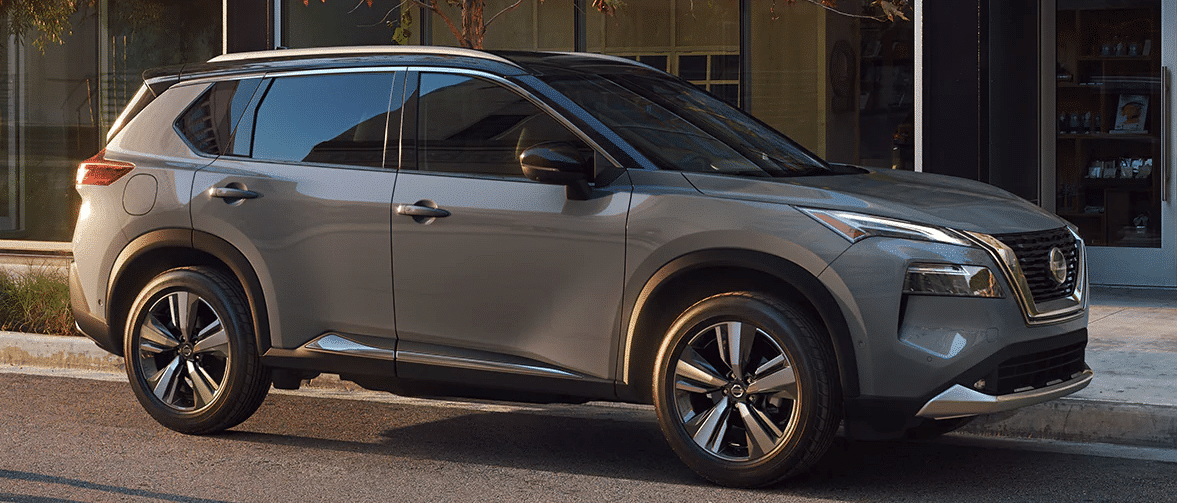 2021-nissan-rogue-two-tone-champaign-silver-and-black