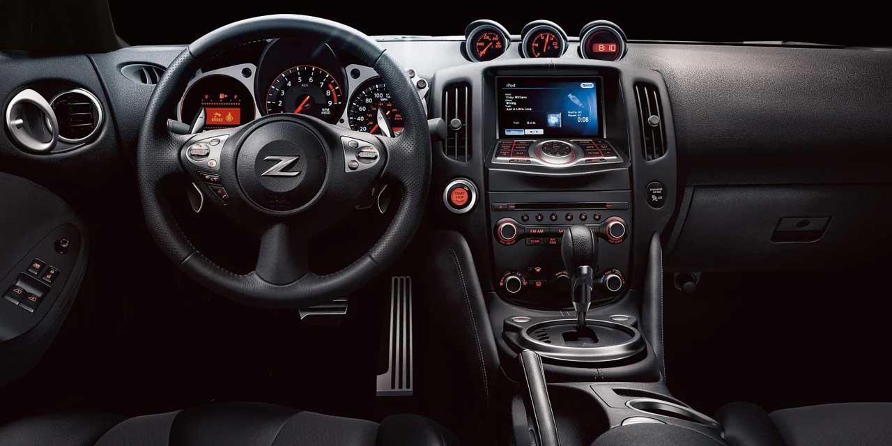 2020 Nissan 370Z Interior Dash