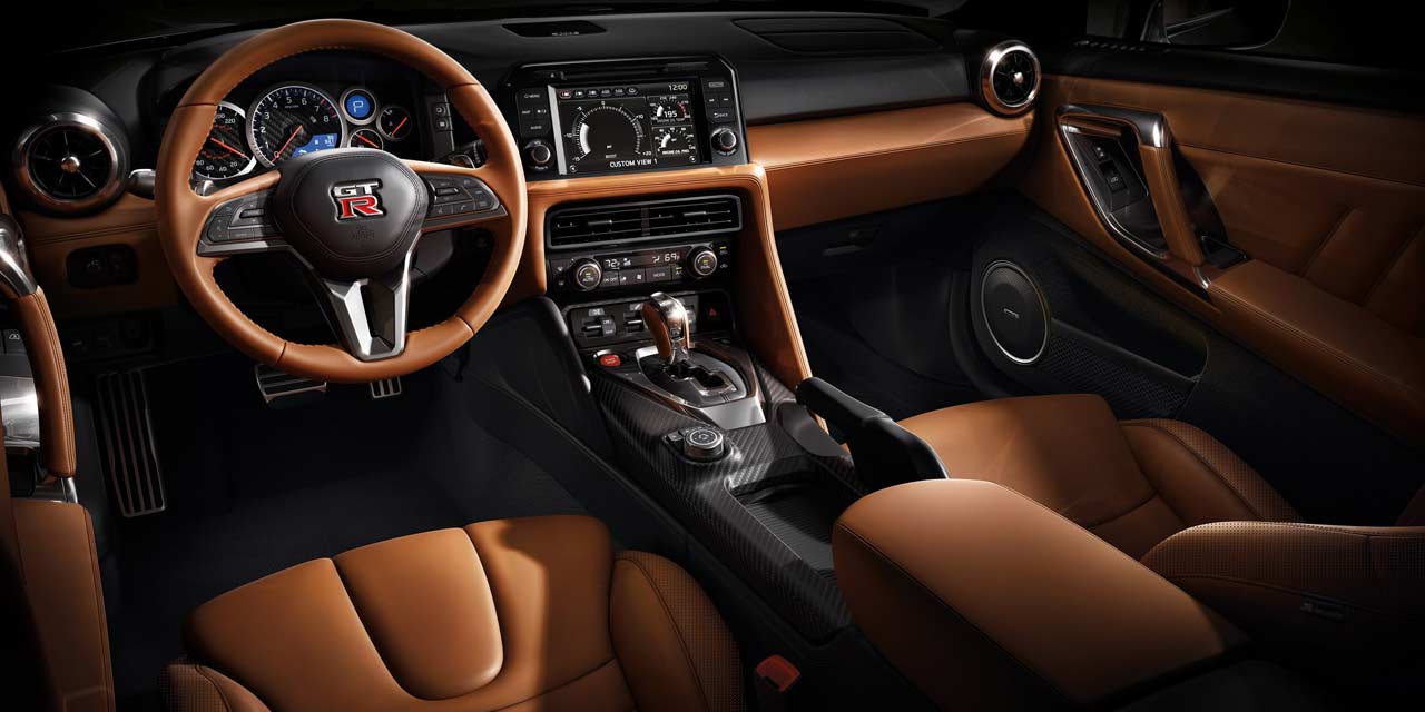 2021 Nissan GT-R Tan Interior